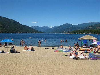 Christina Lake Village Exterior foto